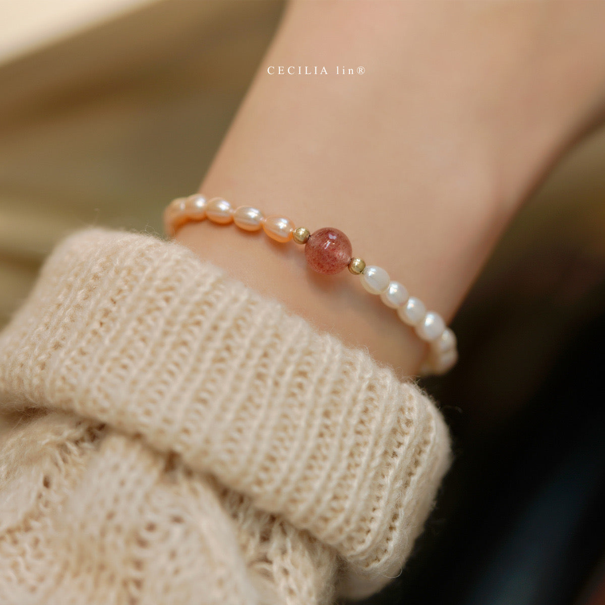 Faux Pearl Stretch Bracelet