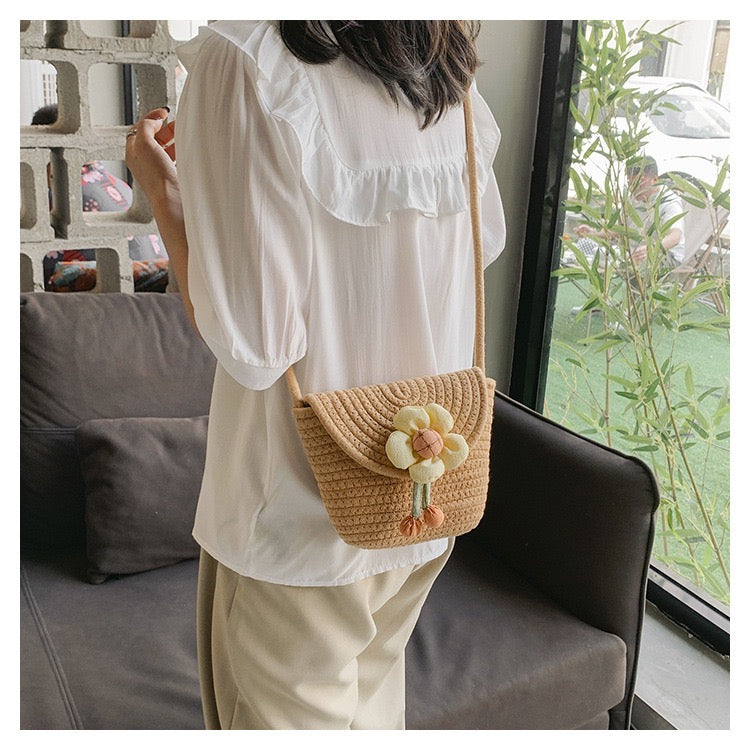 Cute Flower Straw Bag