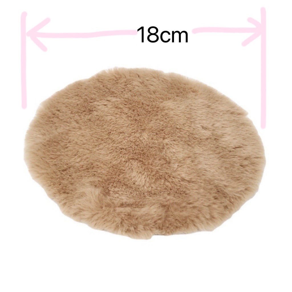 Mini Fluffy Carpet for Dolls